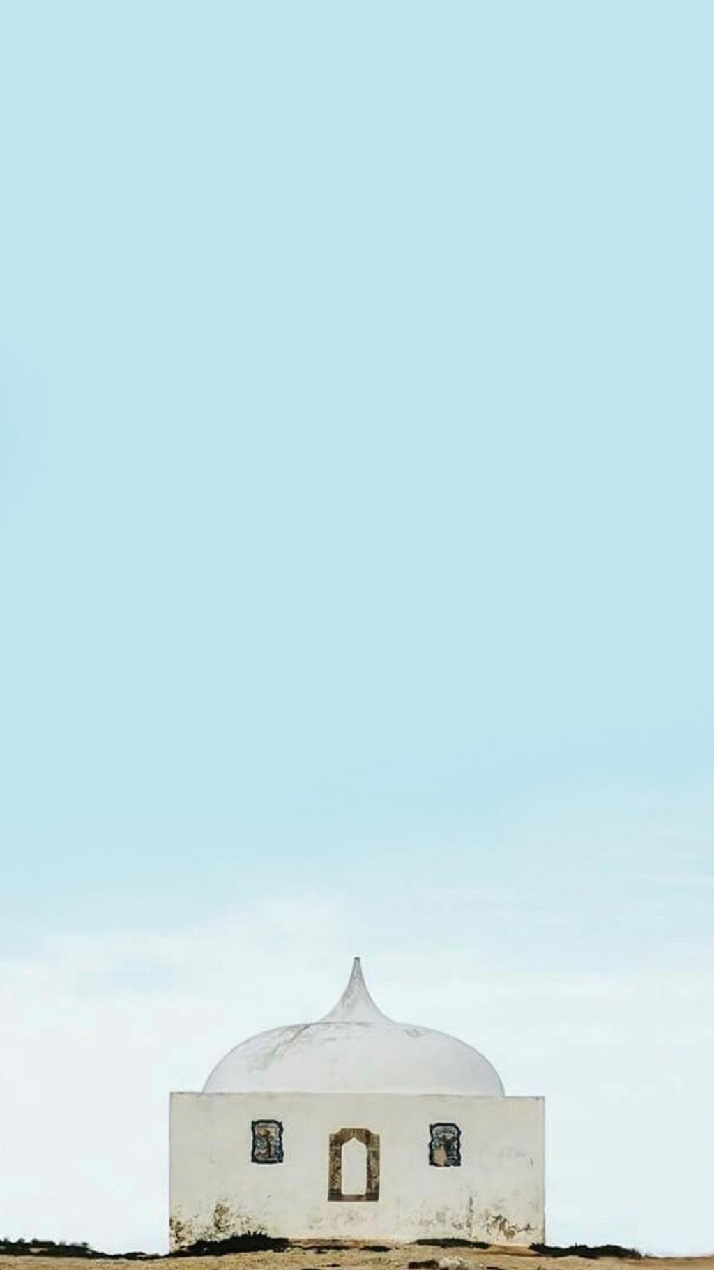 浅蓝色天空小清新小房子