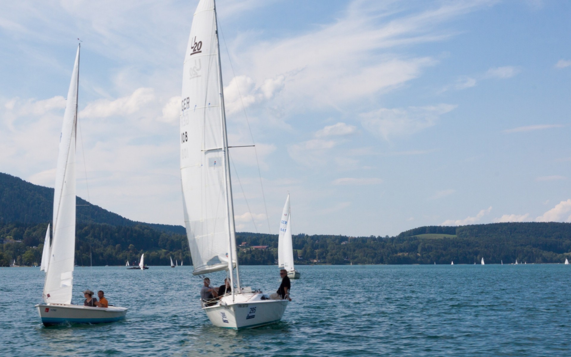 航行中的帆船,高清图片,电脑桌面-壁纸族