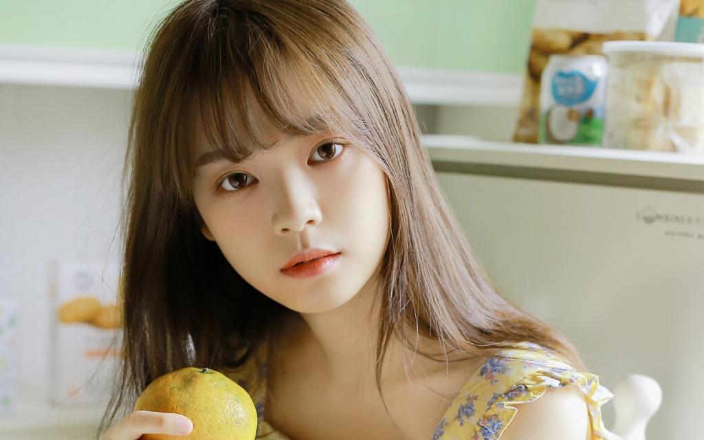 气质美女性感魅力写真