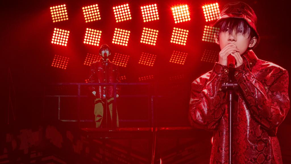 四字弟弟易烊千玺