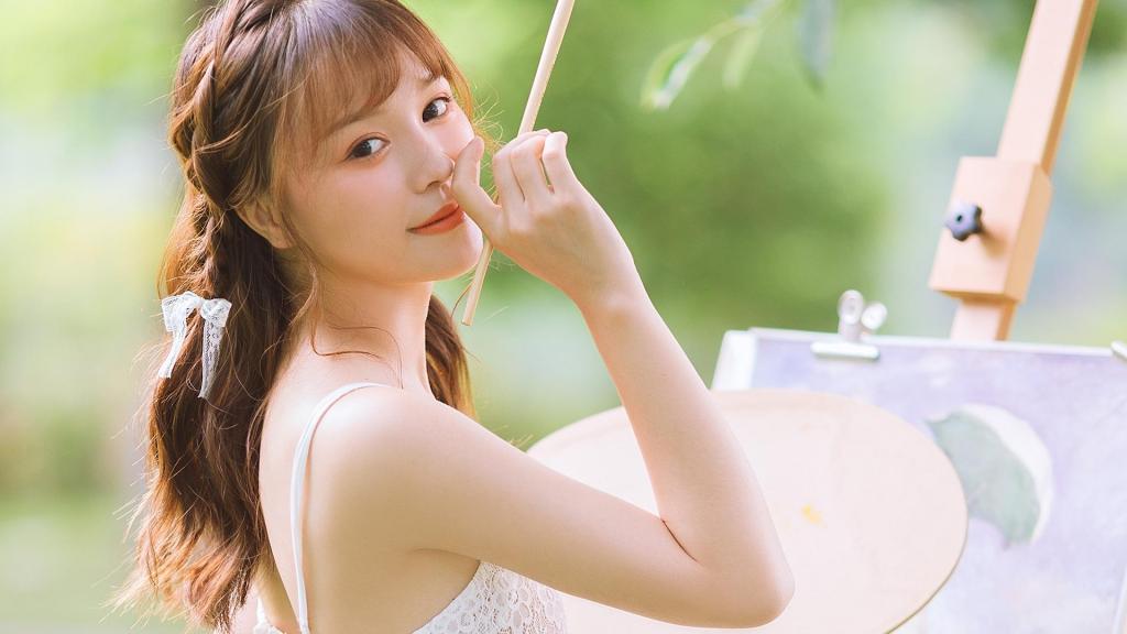 小清新甜美少女文艺户外迷人写真