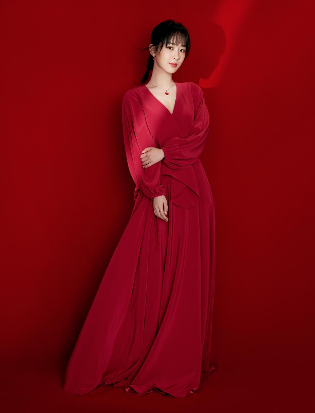 杨紫性感红裙魅惑迷人写真