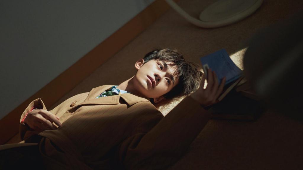 易烊千玺智族GQ封面大片