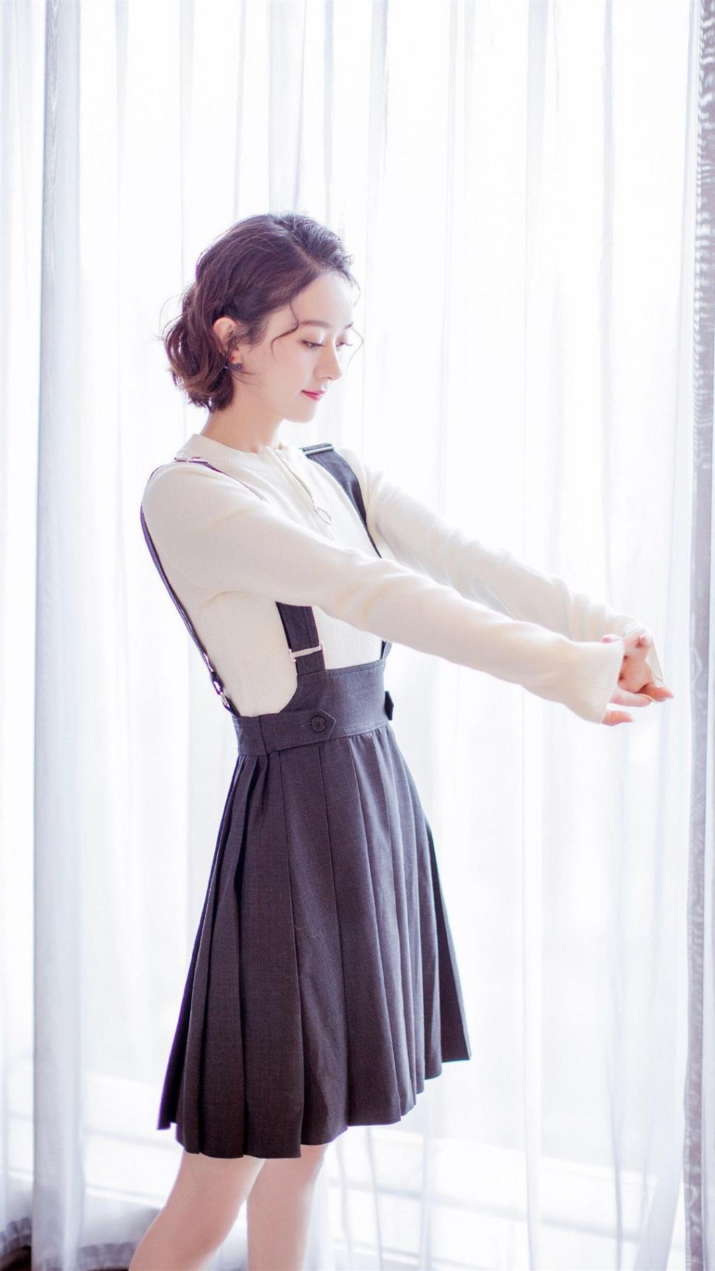 美女明星赵丽颖室内写真