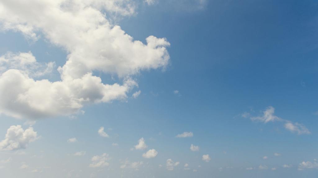 蓝天白云唯美景色