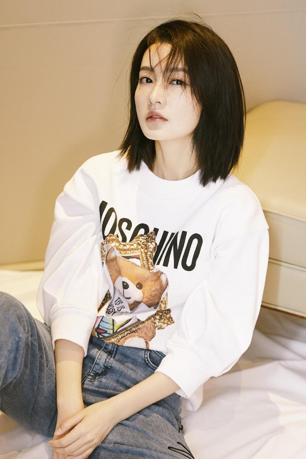 元气少女李沁短发清爽甜美可爱写真