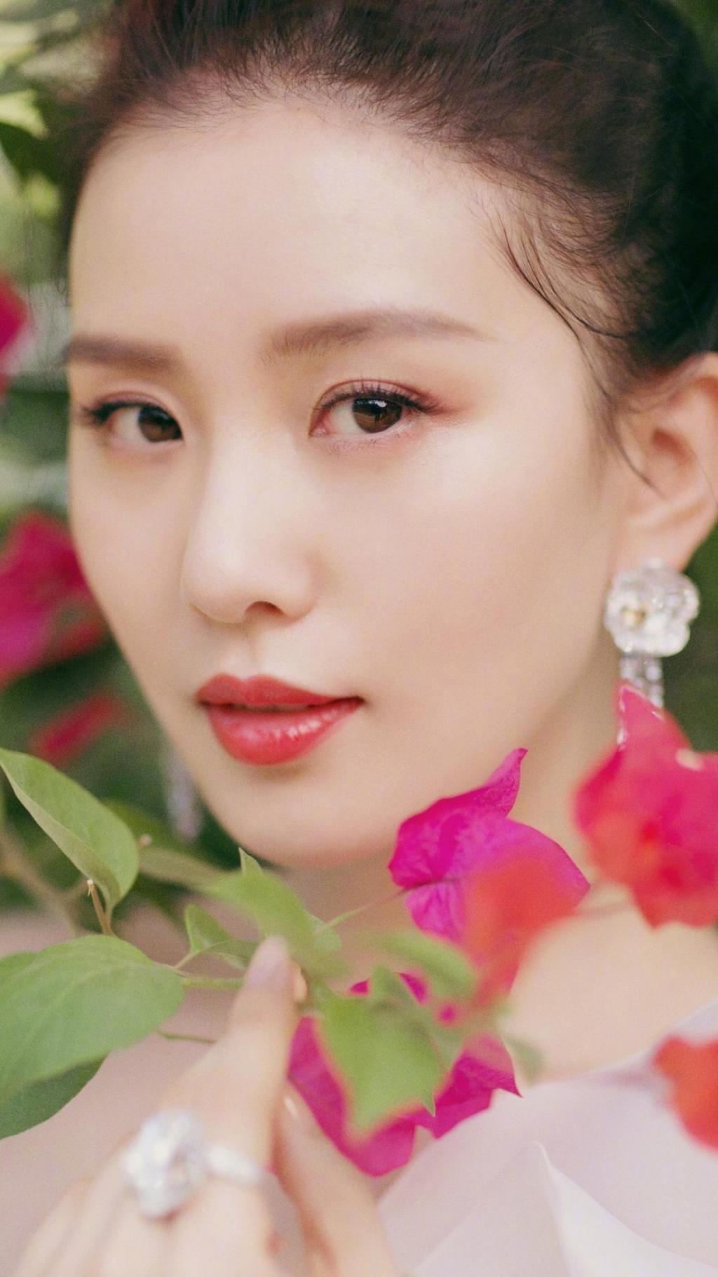 性感女神刘诗诗白色长裙气质诱人写真