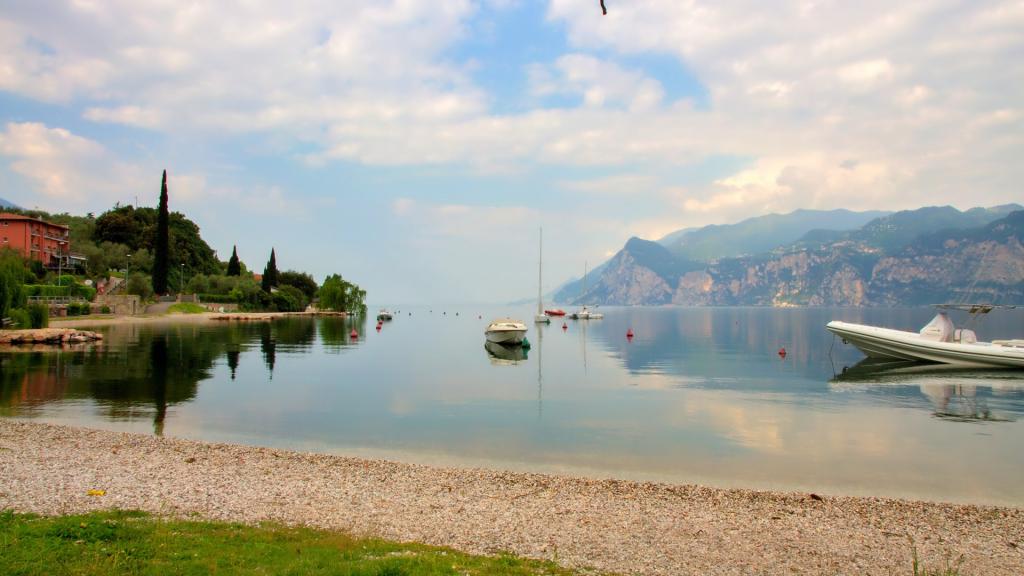 加尔达湖是意大利一个璀璨的明珠