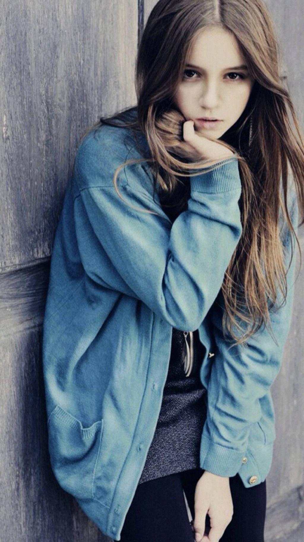 欧美美女活泼俏皮