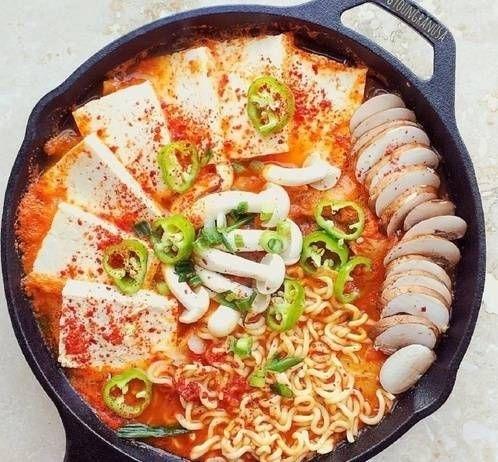 垂涎欲滴的煮泡面