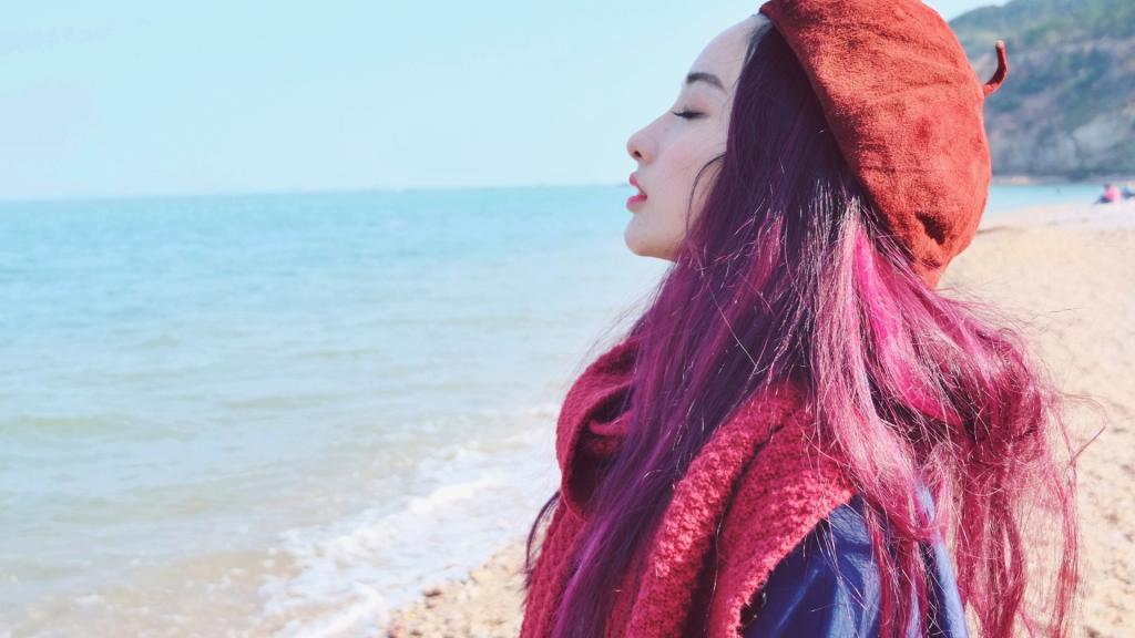 女主持人彭晓冉