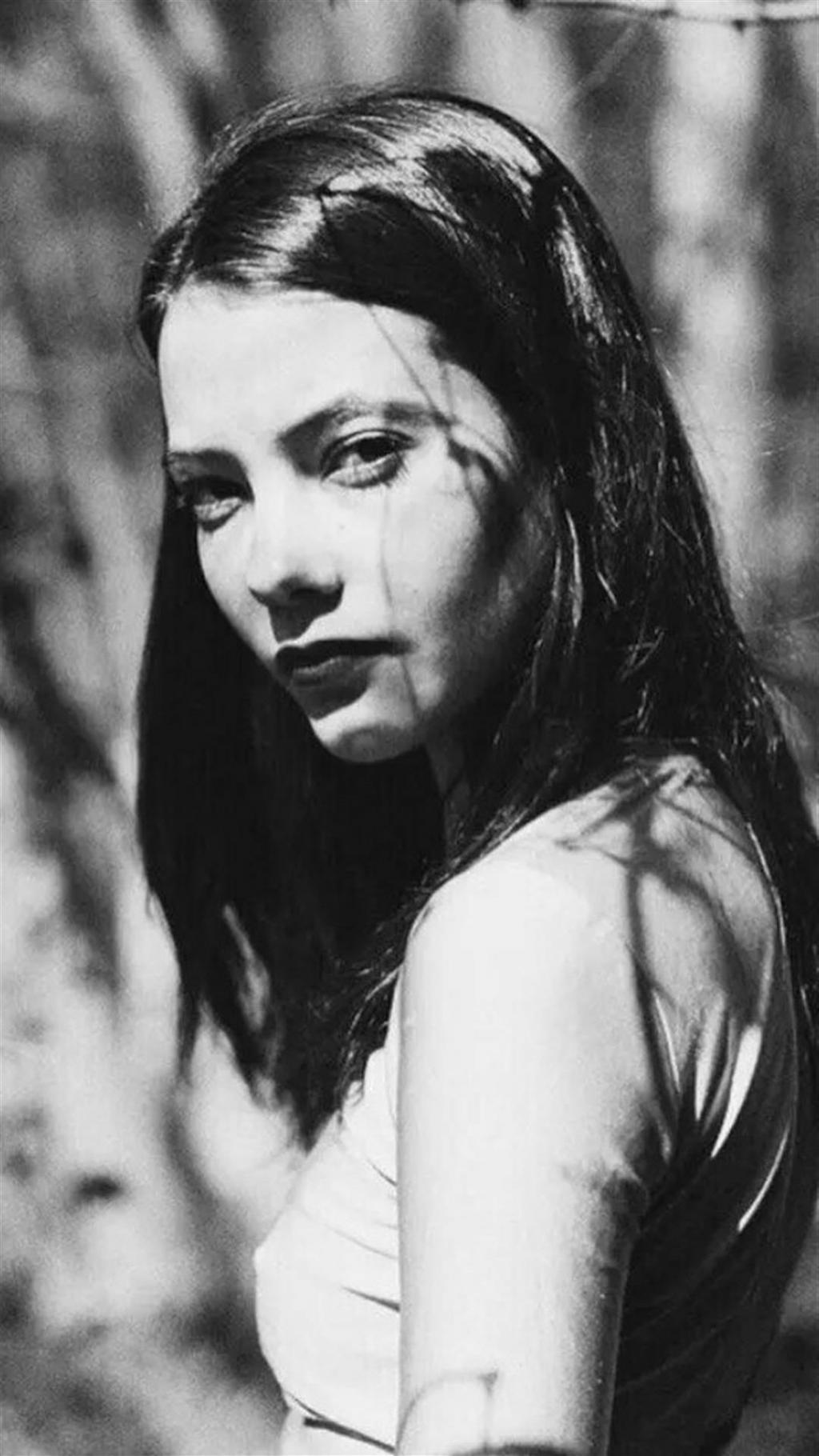 个性黑白欧美美女写真合集