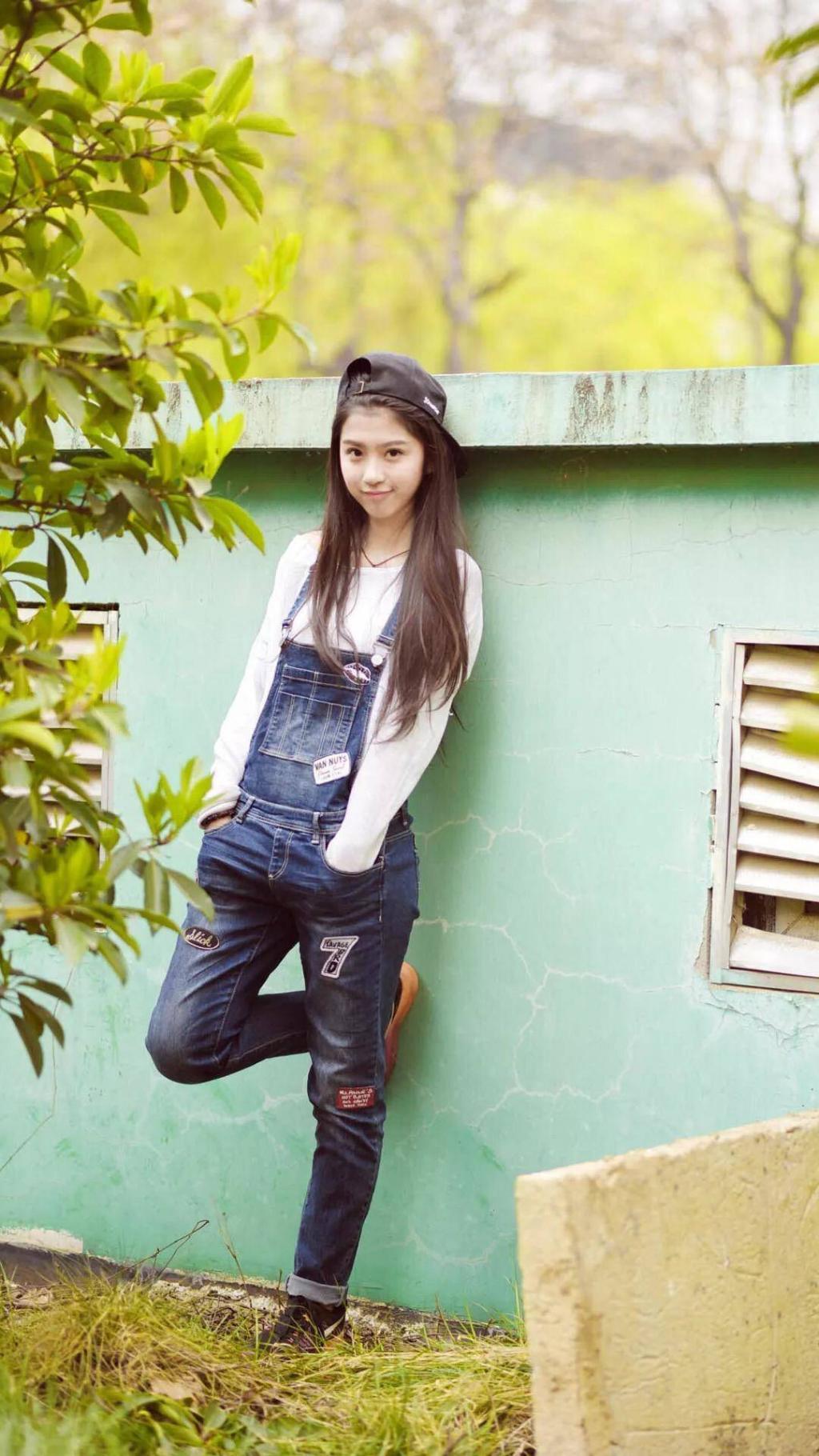 清纯美女户外写真