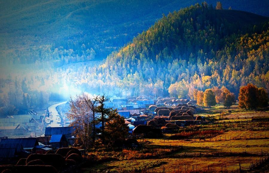 新疆白哈巴村秋天美景