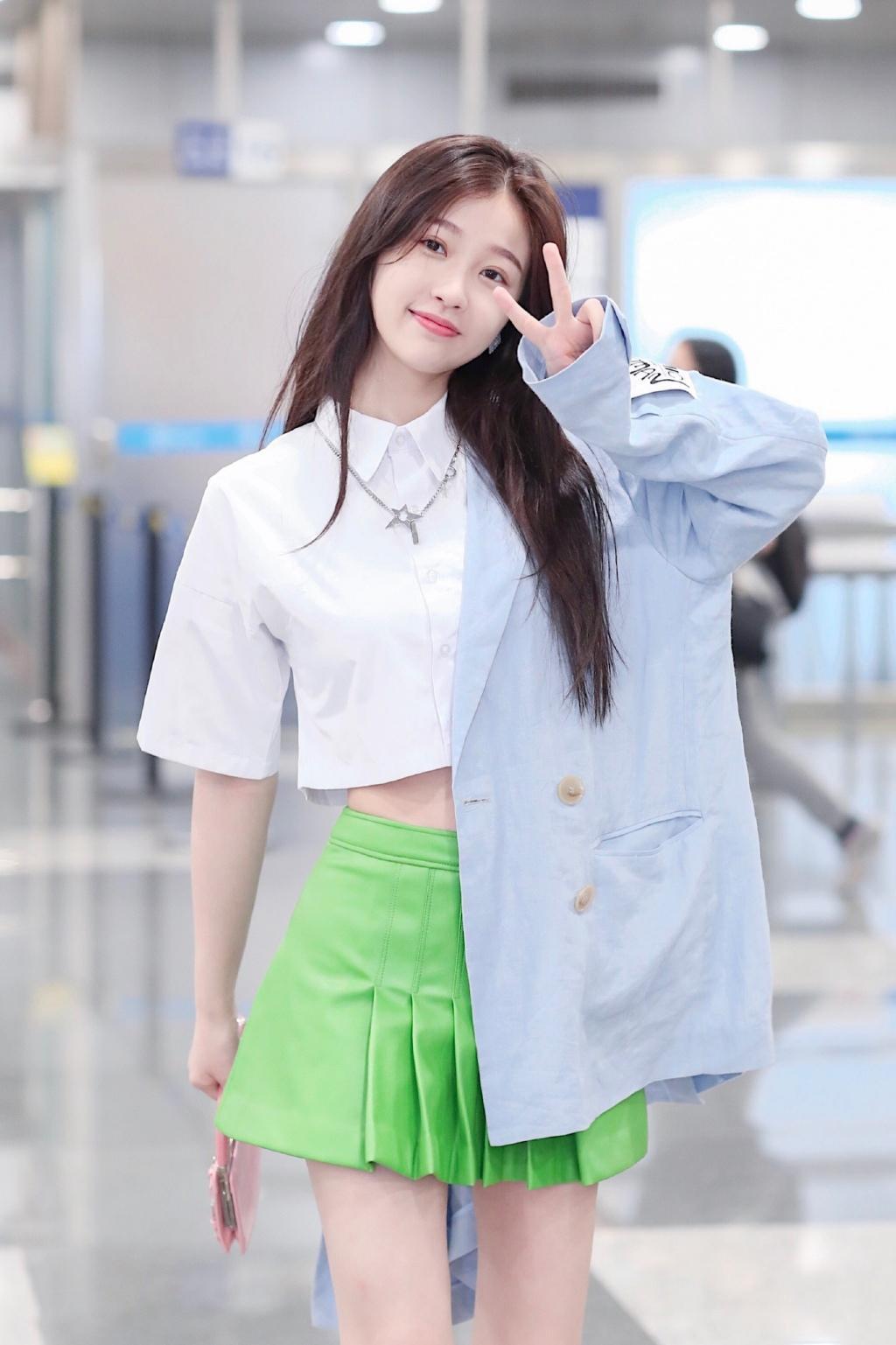 虞书欣清纯甜美小清新魅力写真