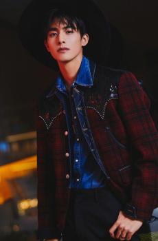 二月男友宋威龙帅气写真-3