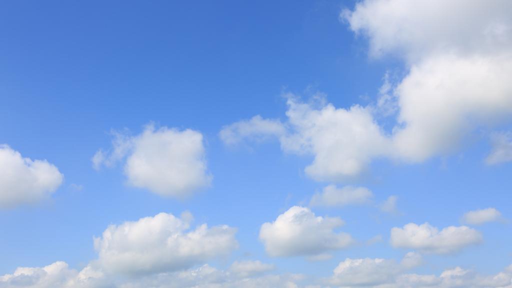 蓝天白云长相依