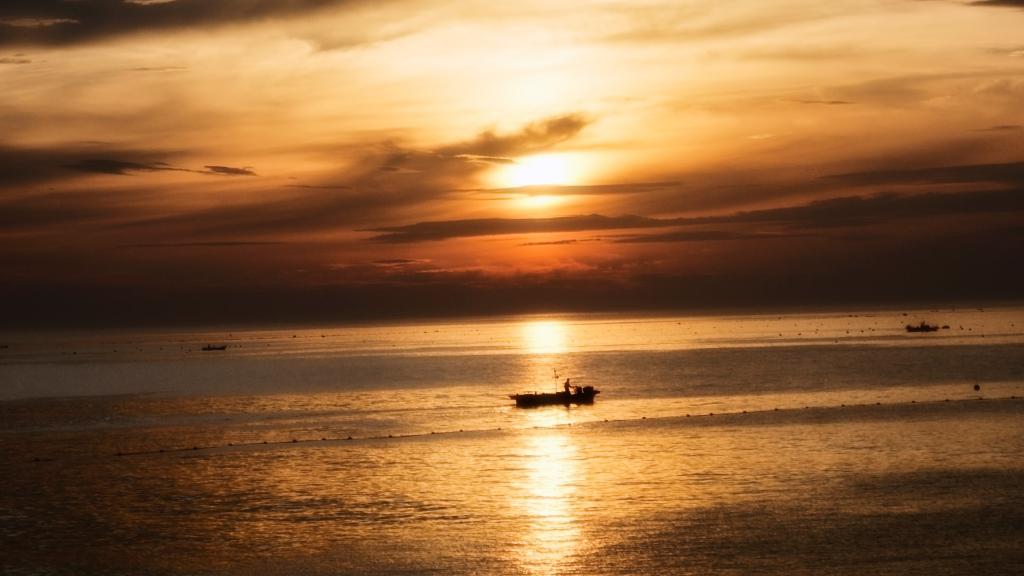 我有一艘载着梦想的船