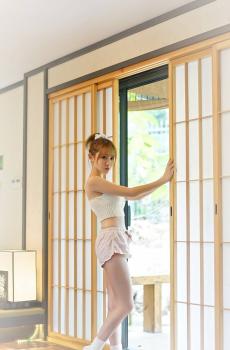 美腿萌妹纸清纯写真