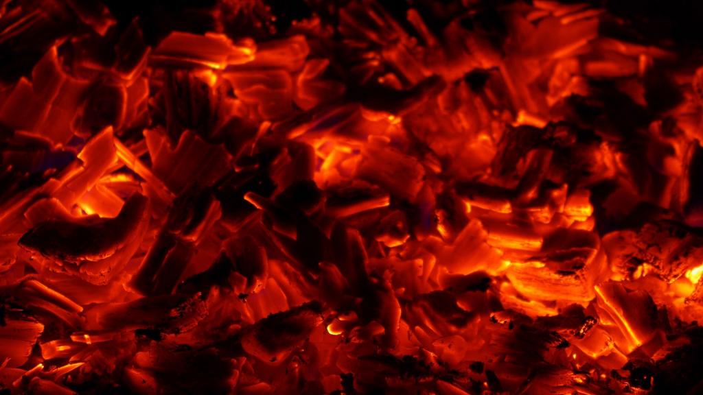 燃烧的木炭