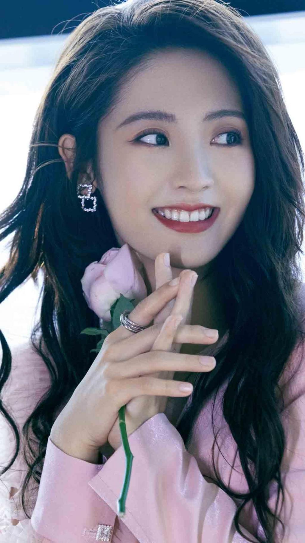 邢菲唯美动人写真