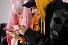 520戚薇李承铉cos孙尚香刘备甜蜜开黑活动照