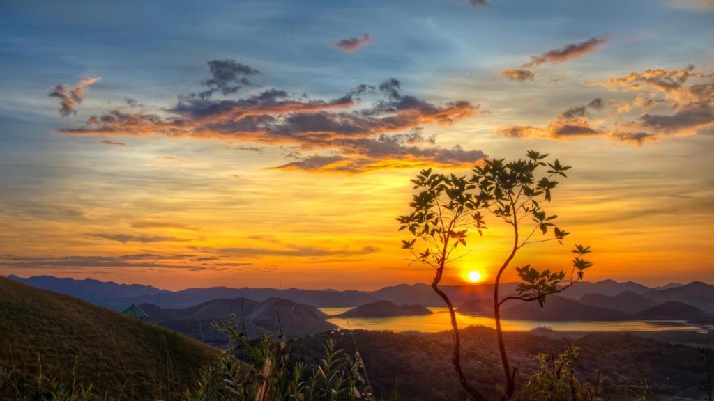 山清水秀唯美护眼美景