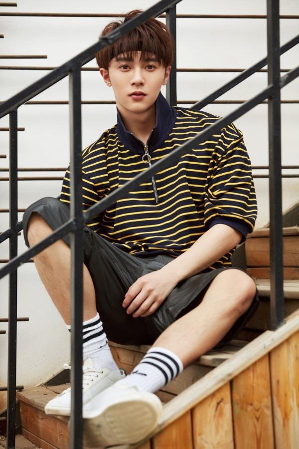 帅气男孩李俊辰