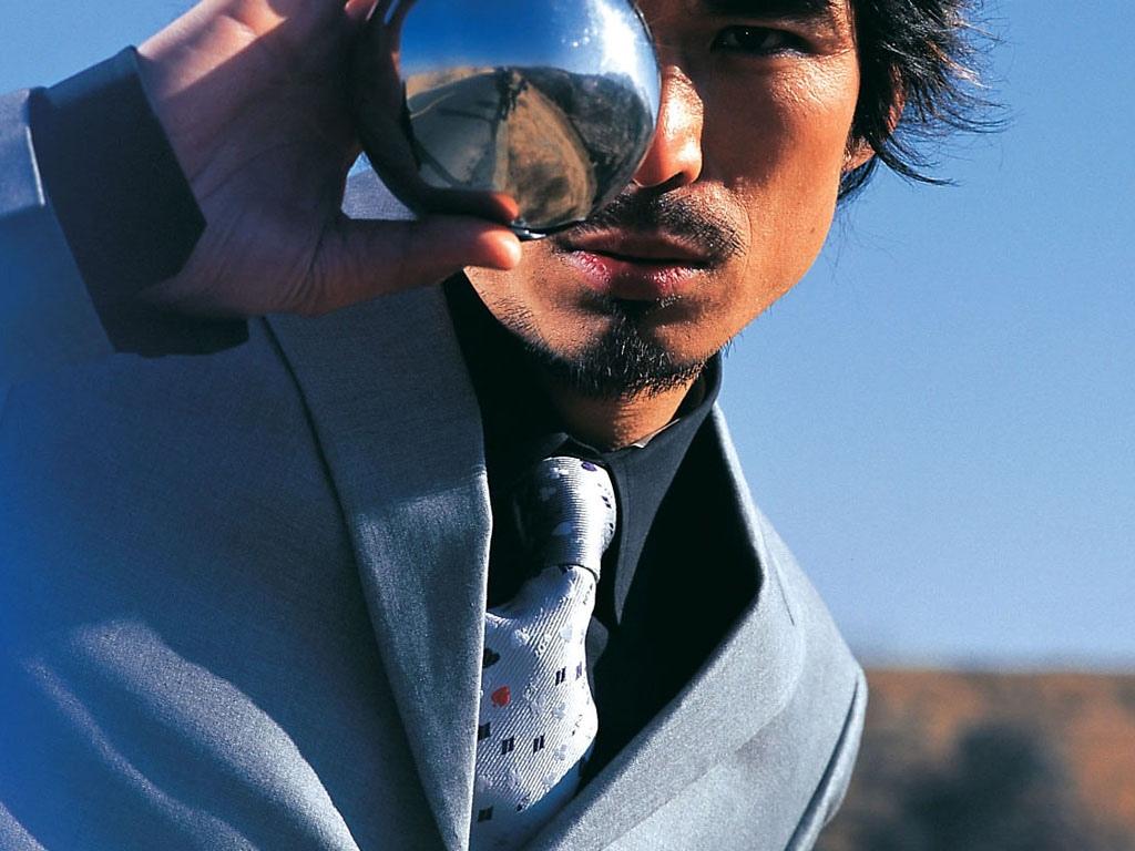 轻盈的檀庐沉雪