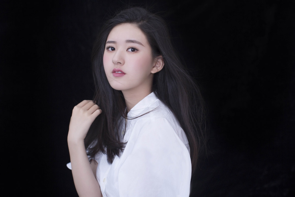 赵露思时尚个性写真,高清图片-壁纸族