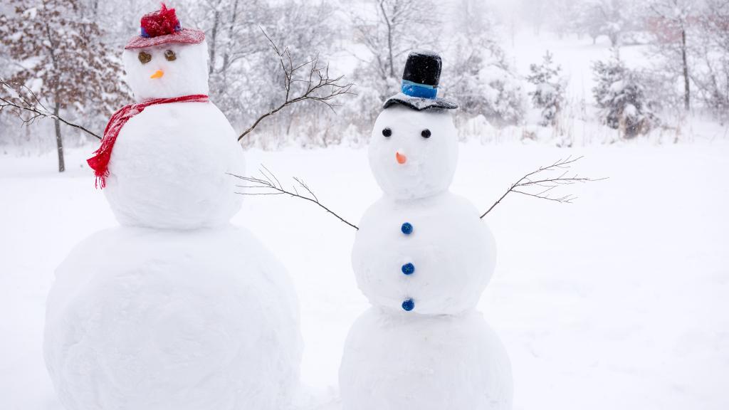 雪天来一波雪人