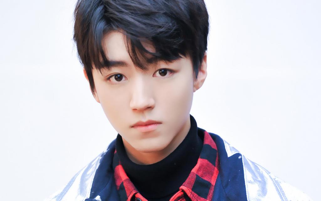 魅惑帅气的王俊凯