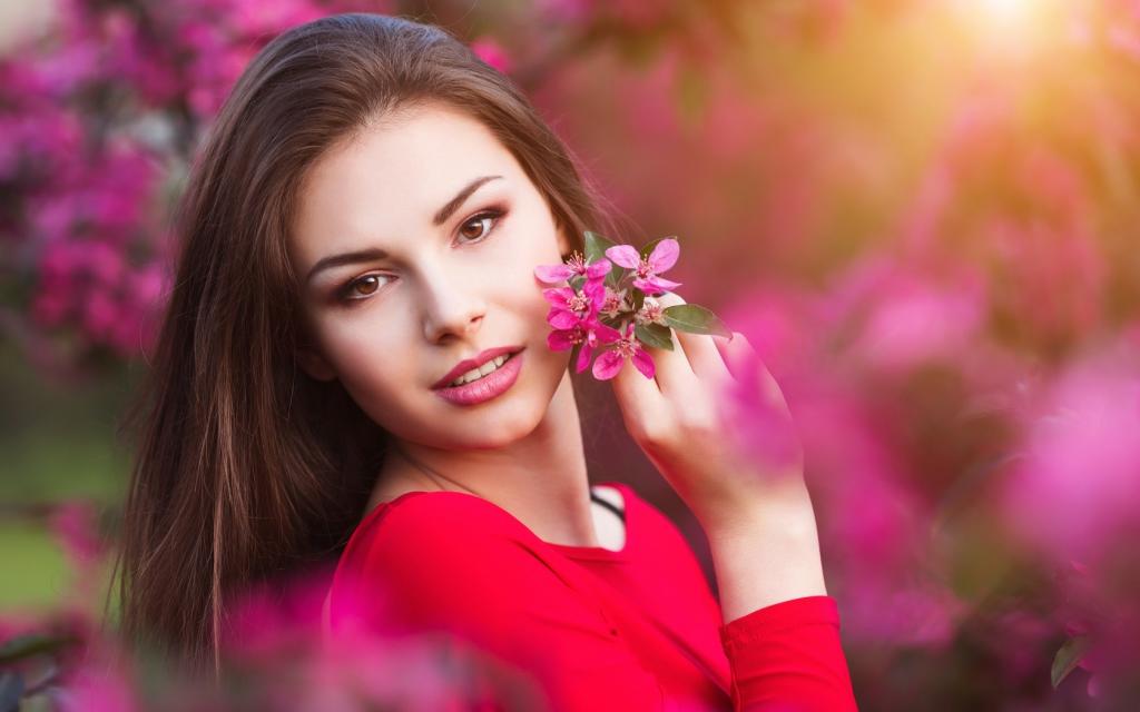 春天是一朵为你而开的花