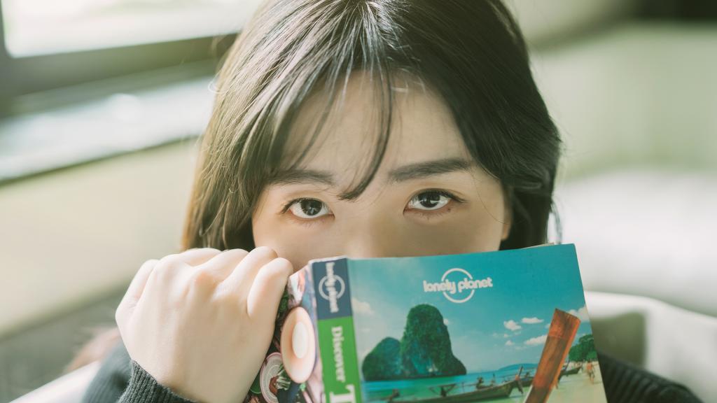 ​丰满性感美女私房写真