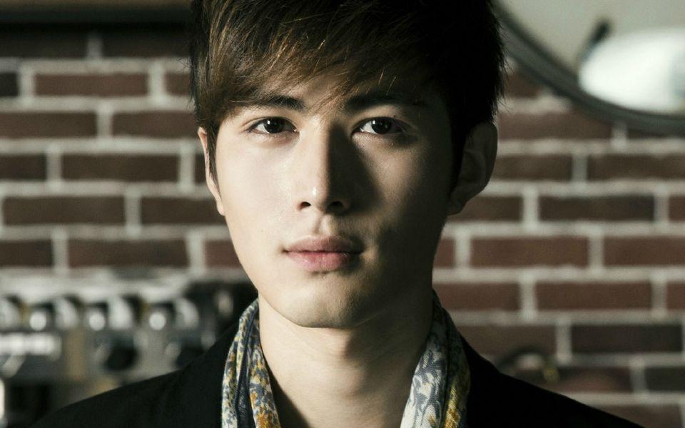 阳光帅气陈学冬写真