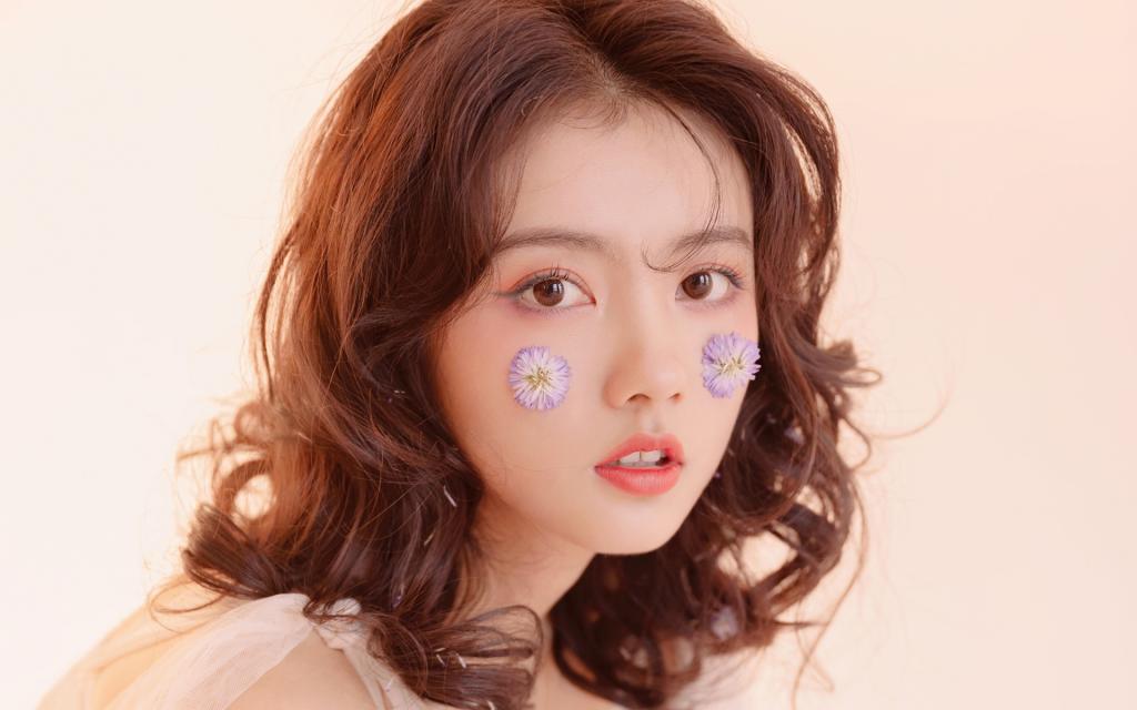 美艳若貂蝉的少女