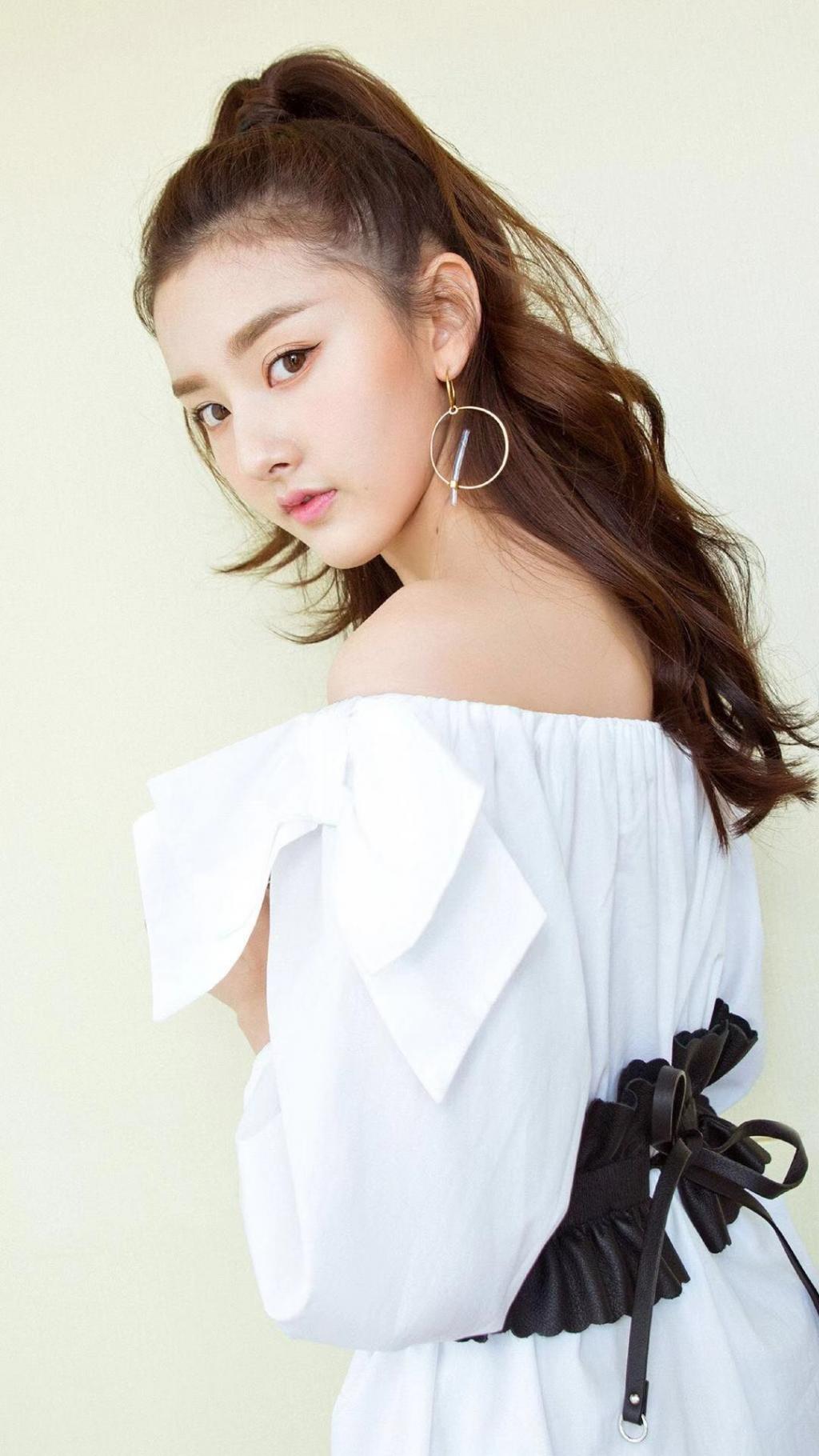 青春少女宋祖儿气质写真