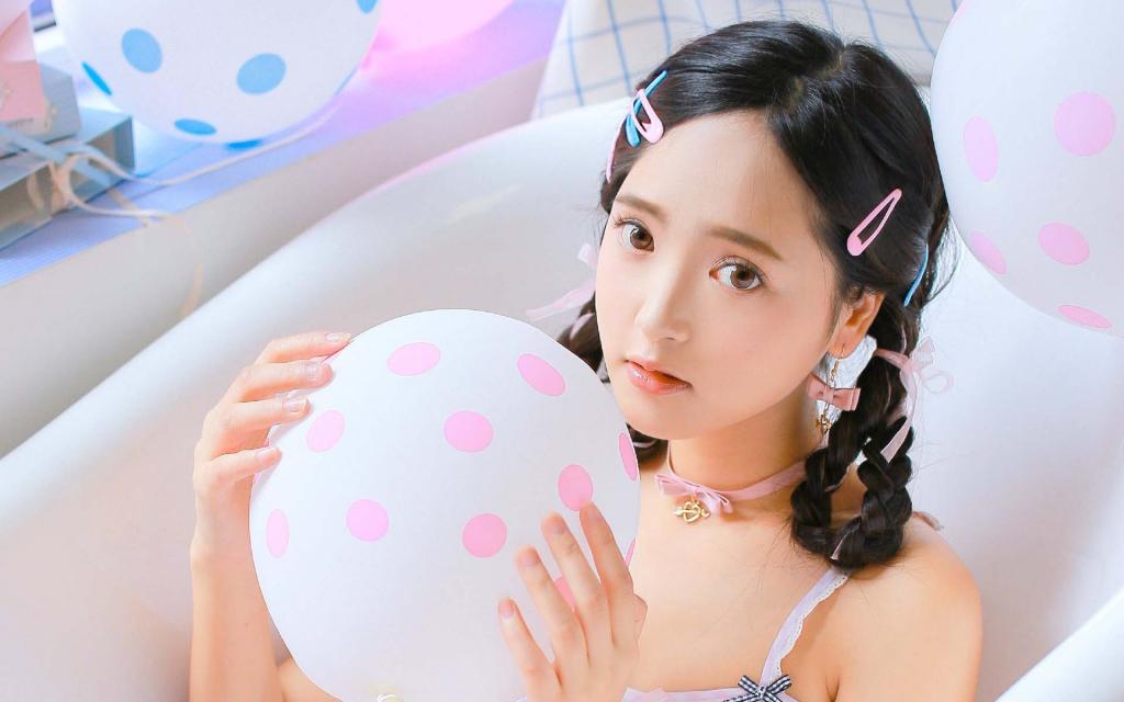 清纯唯美文艺美女甜美写真