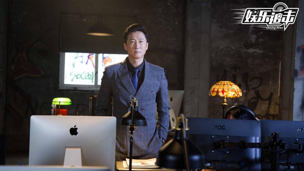 搞笑片《娱乐追击》