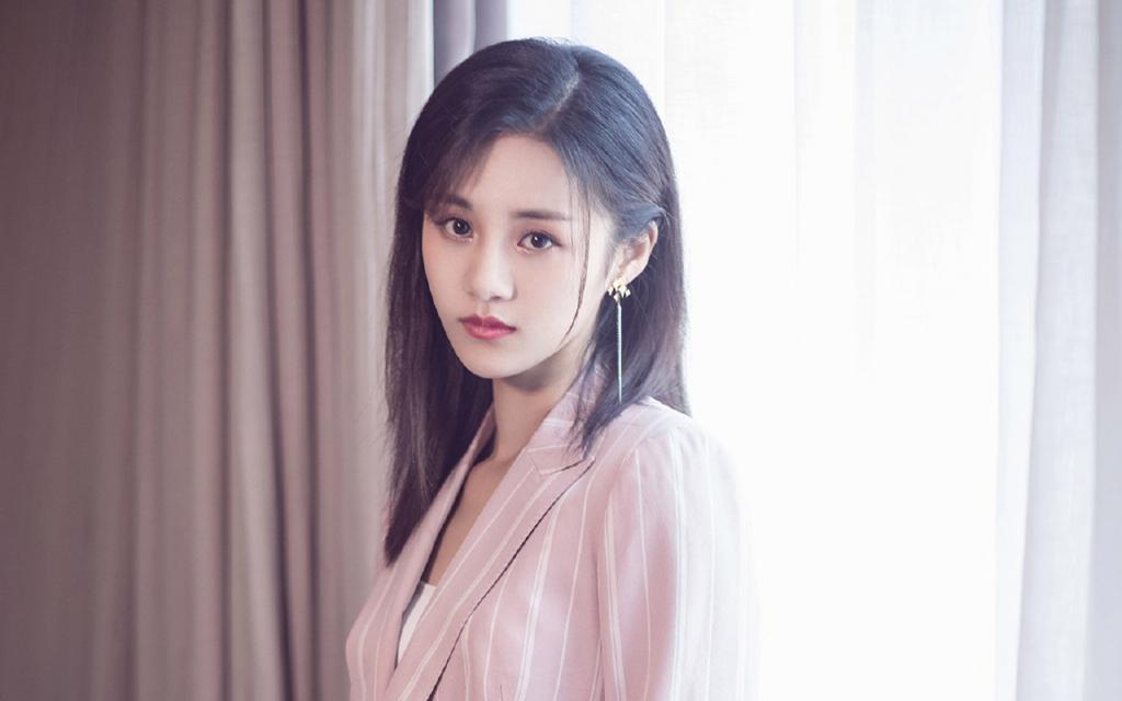 安悦溪的时尚写真