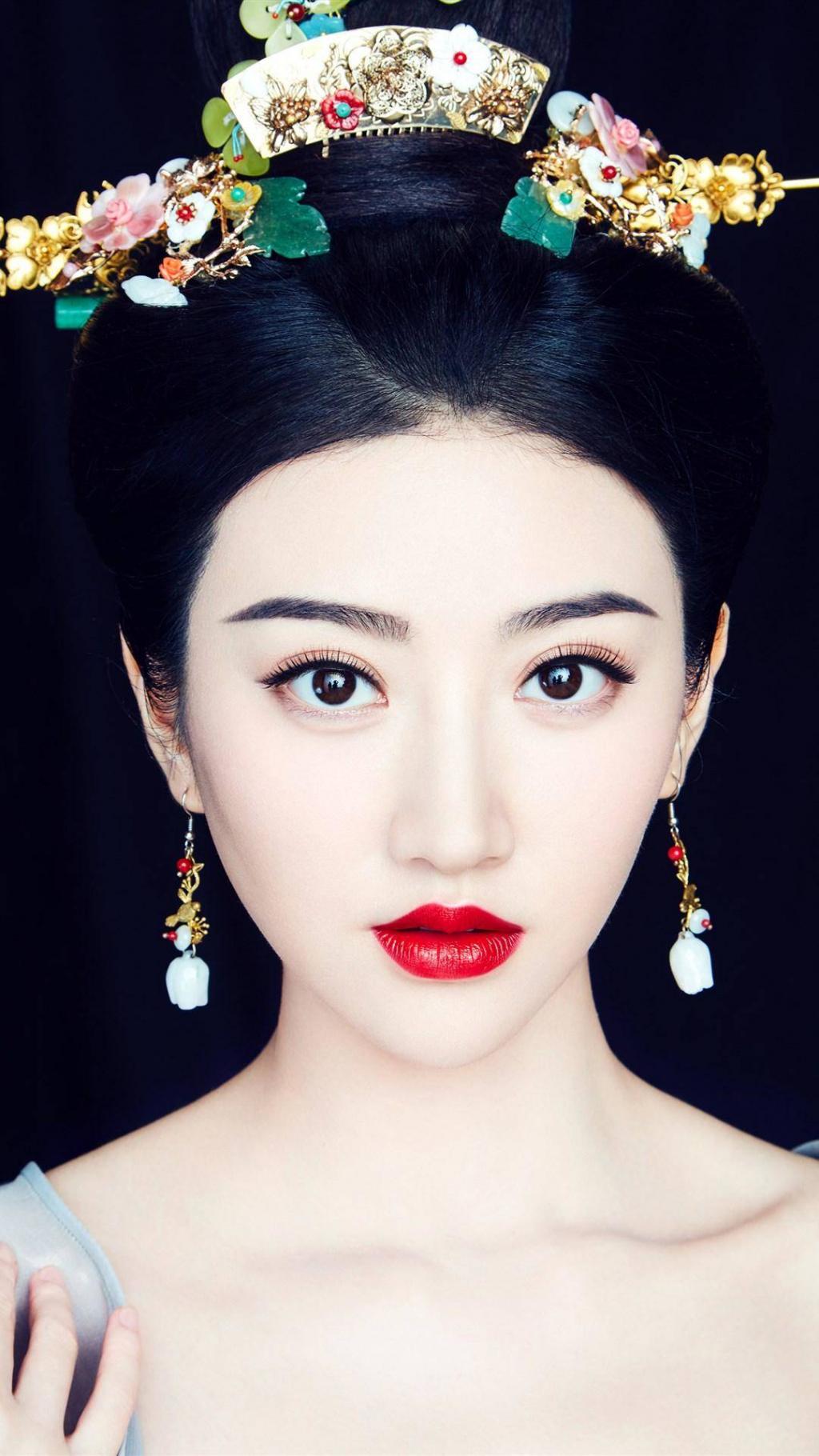 《大唐荣耀》景甜古装造型