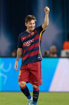 体育足球明星梅西昔日帅照-2