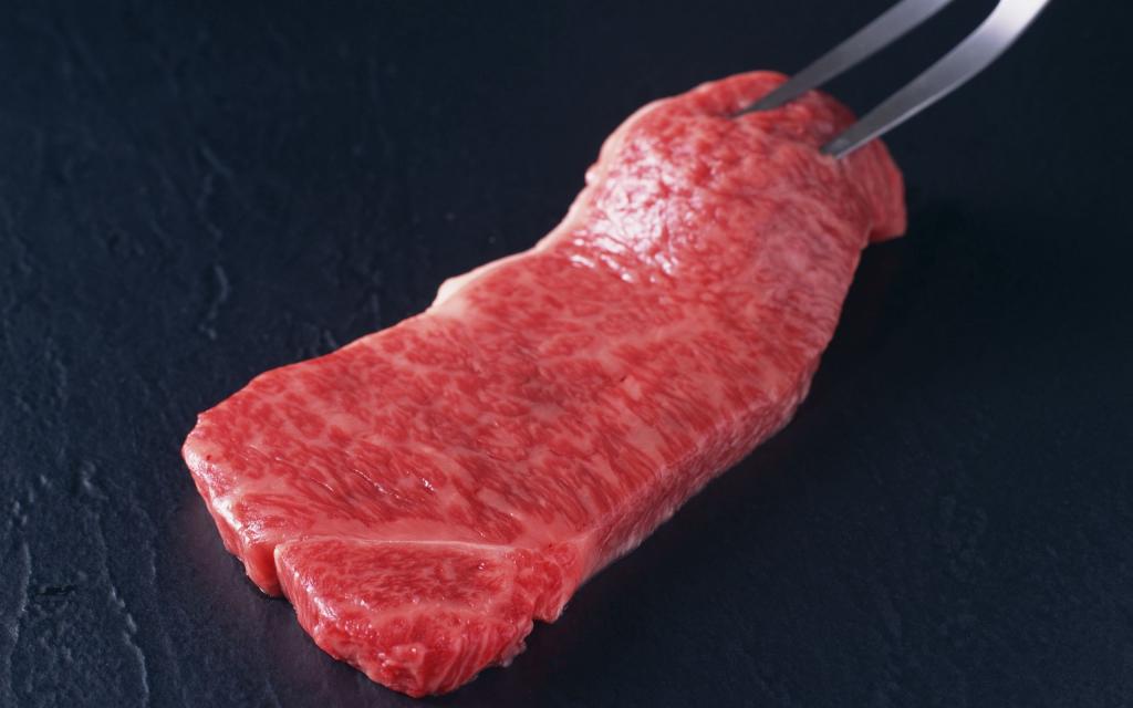 煎牛肉牛排美食图片