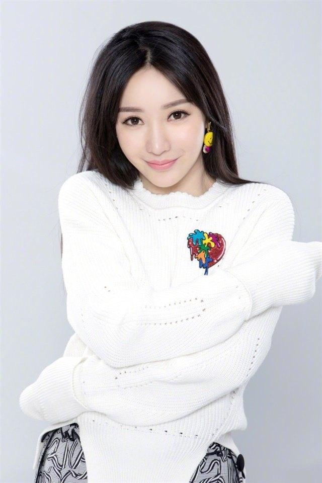 美女明星柳岩清纯写真