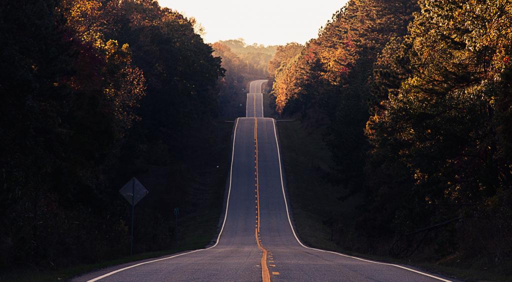 柏油公路：阳光大道