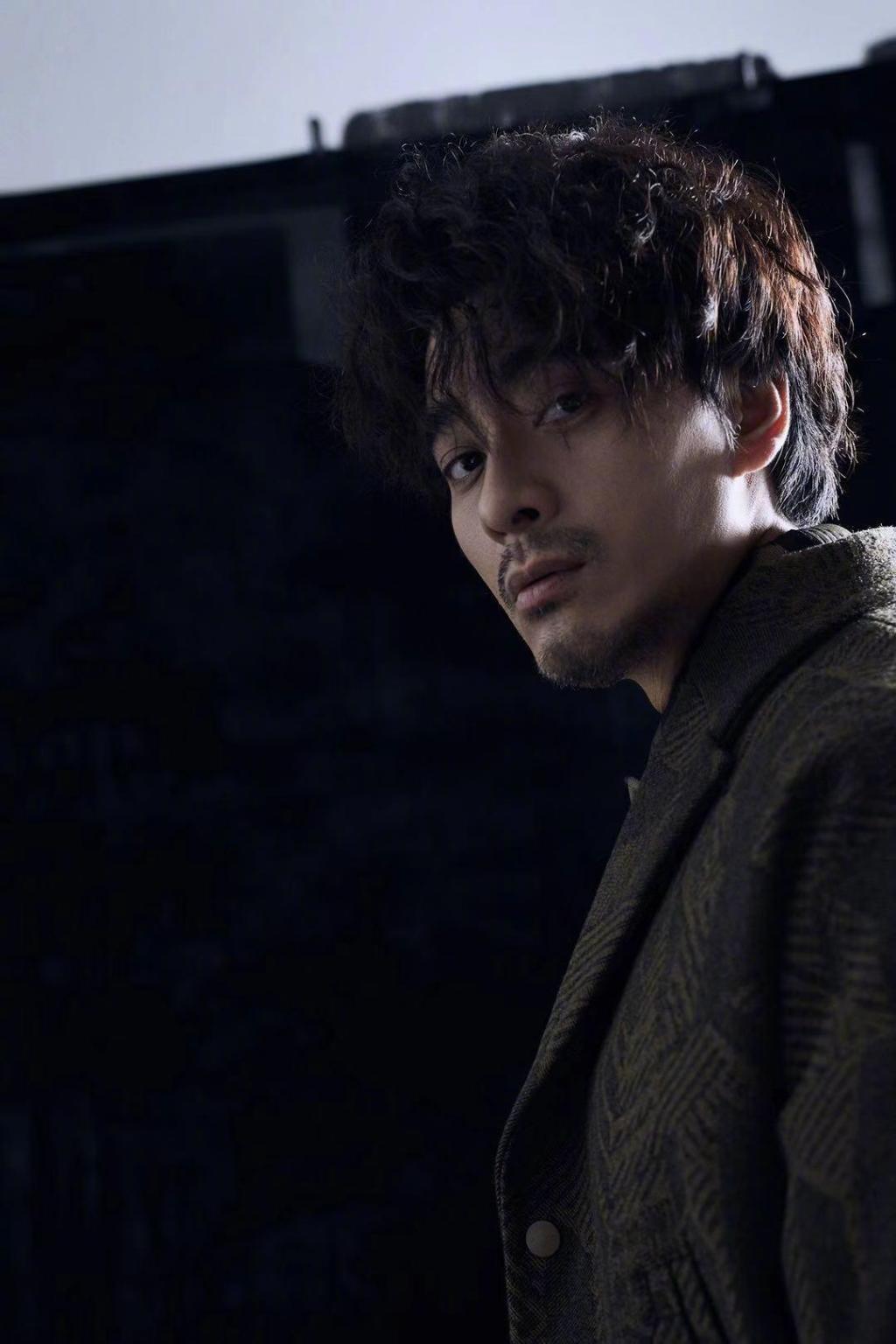 陈龙深秋雅痞大片