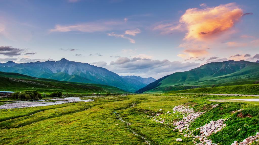 巴音布鲁克草原风景
