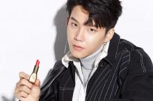 偶像练习生周彦辰写真