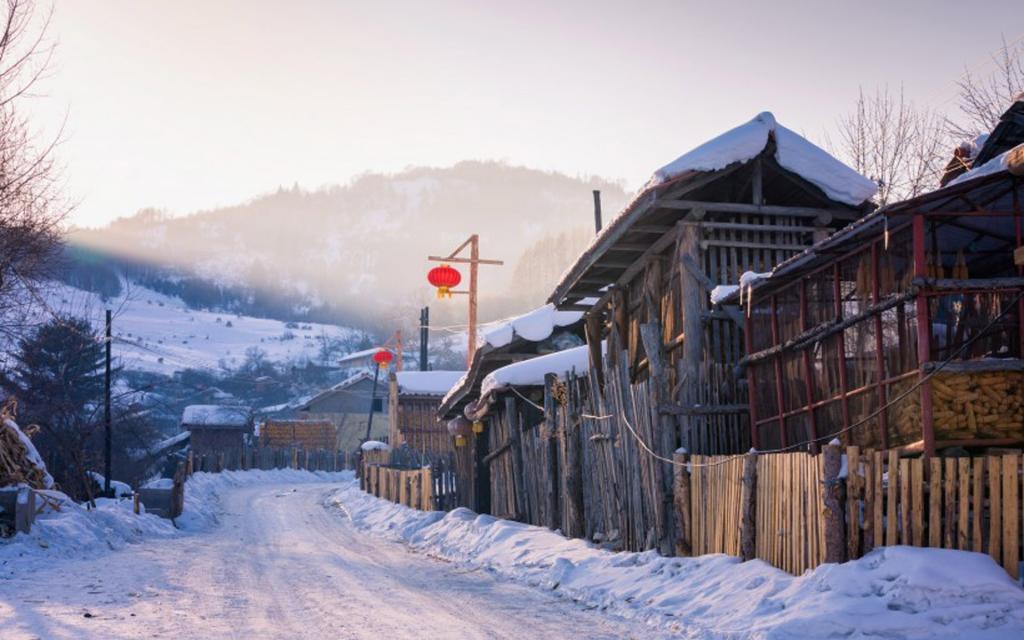 冬季唯美白色雪景