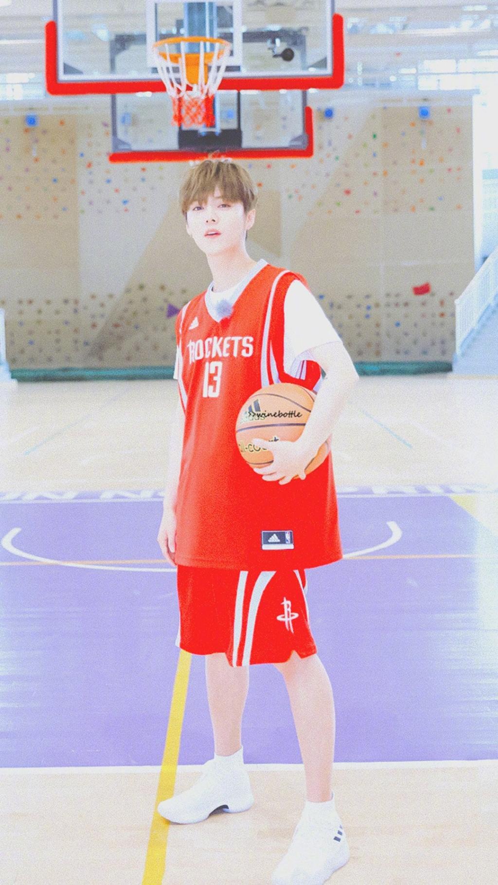 篮球少年鹿晗帅气写真